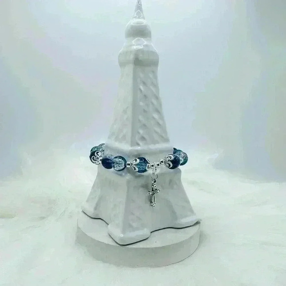 Sea Blue Gradient Beaded Cross Charm Bracelet - Picture 6 of 7